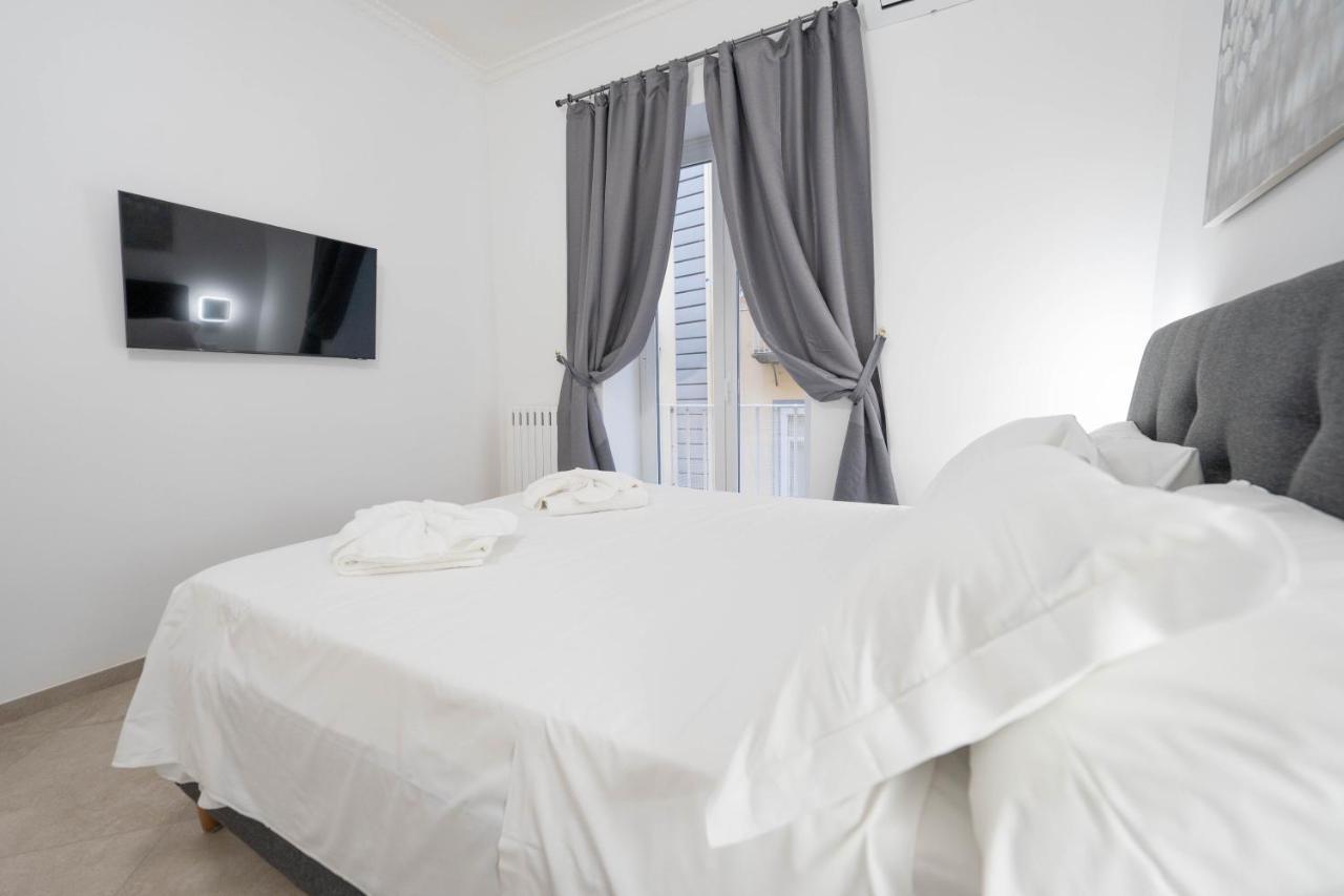 Best Chiaia 74 By Dimorra Naples Extérieur photo